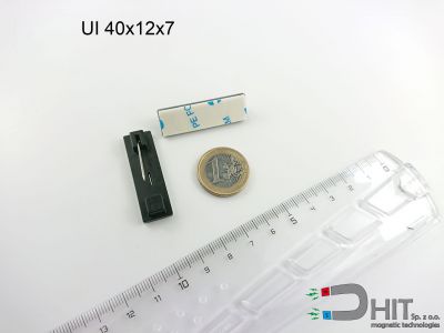 UI 40x12x7 [CA]  - uchwyty magnetyczne do identyfikatorów